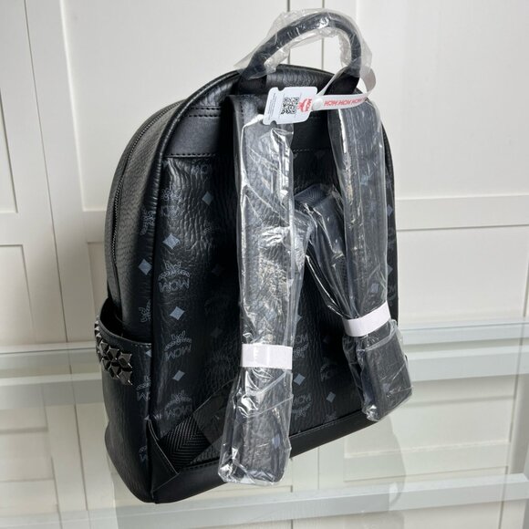 MCM Blcak Backpacks bags size 21*27*10cm - Picture 5 of 9